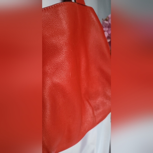 Michael Kors  Burnt Orange Purse 👜 - Picture 6 of 16